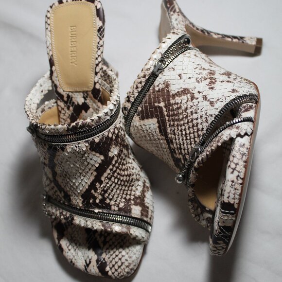 NWD Burberry Heels Python Embossed Leather Mules Slip Ons Sandals Peep 37.5 - Picture 4 of 9